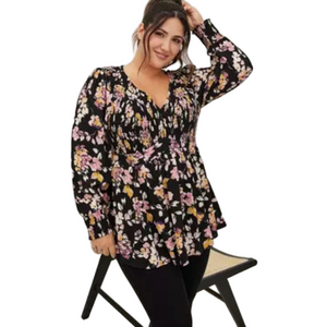 🪗Torrid Black and Pink Floral Blouse women’s size 2 GUC